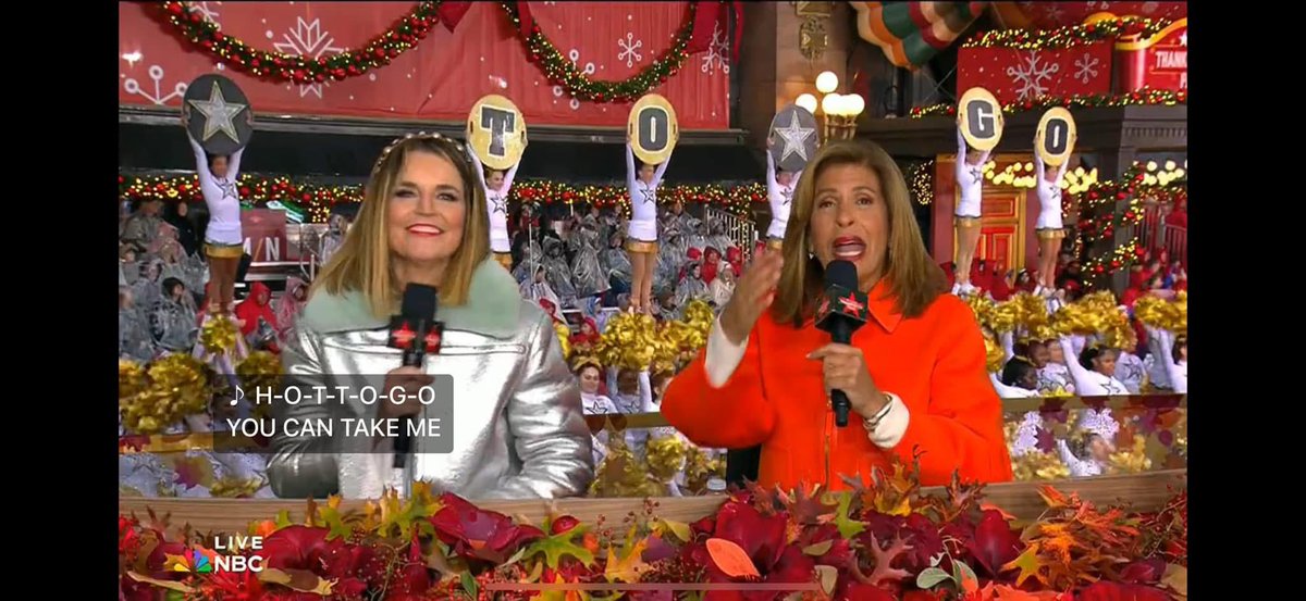 dpisdathletics's tweet photo. Way to DP!  Our very own team holding signs behind Hoda and Savannah!! https://t.co/NLfb22AA0y