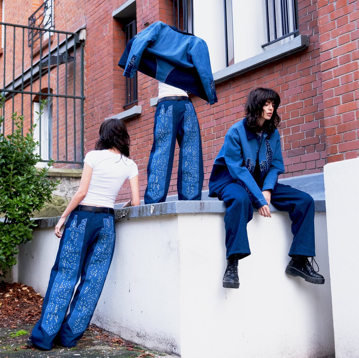 OldPiece34's tweet photo. Denim set available 04/12 🌃 https://t.co/b1HBIyB6I2