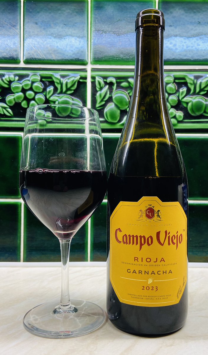 Deano Rifles & Regency tweet media