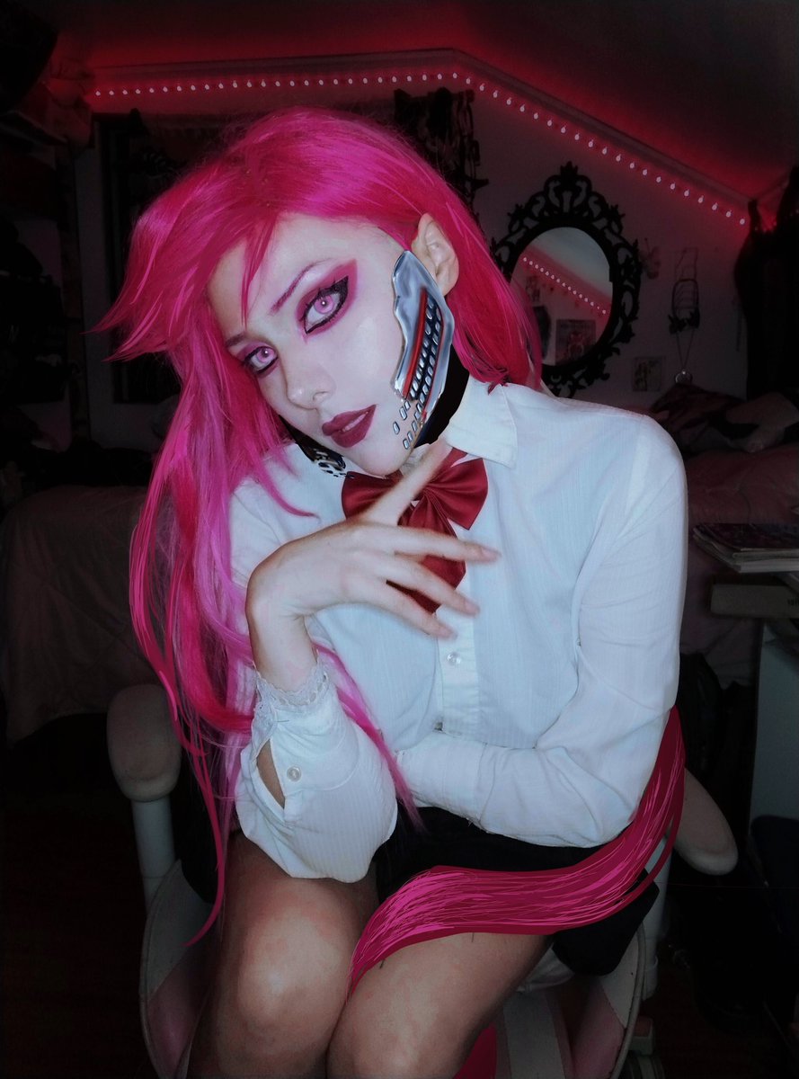 Malice1456360's tweet photo. COSTEST
Aira Shiratori (transformada) ~DanDaDan 👻👽👹
#airashiratori #cosplay #dandadan #airashiratoricosplay #pinkhair https://t.co/fuu7uzK8al