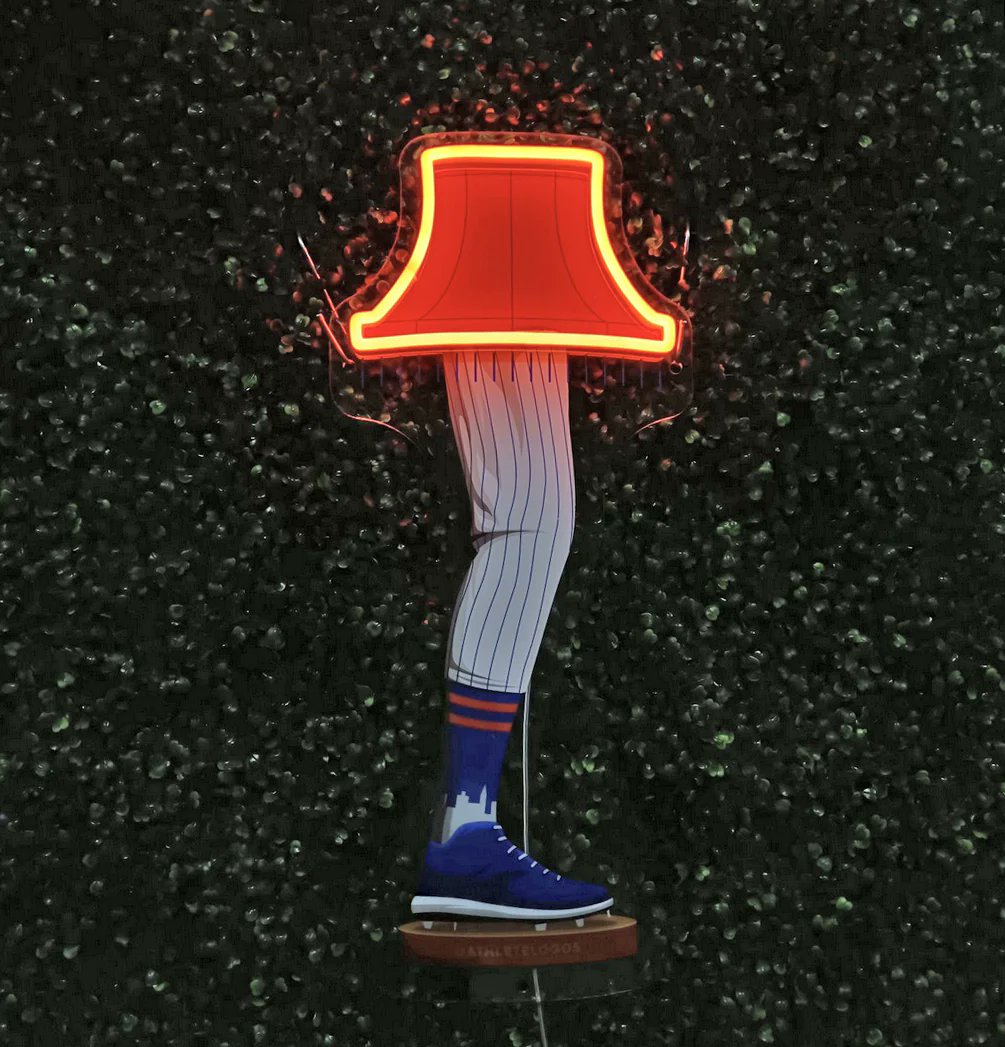 athletelogos's tweet photo. 🚨 BIGGEST GIVEAWAY OF THE YEAR! 🚨

RT &amp; Follow to enter to win one of these neon signs!! Save 25% on all neon signs at:

https://t.co/RZwOVMs604

Winner announced Sunday. https://t.co/jrYuUgRAfJ