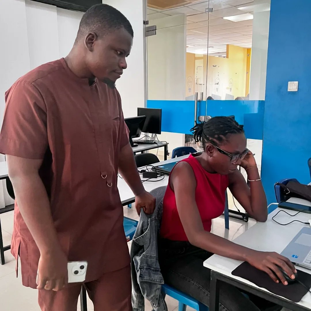 IduateD's tweet photo. Diving into the world of Linux! Guiding my students through the basics of Linux Operation system and inspiring them to explore the world of coding 

Linux: where coding meets creativity 

#IntroToLinux  #LinuxEducation #LinuxCoding  #LinuxForBeginners #BayelsaTechHub  #IDTech https://t.co/qy8DiCFBmi