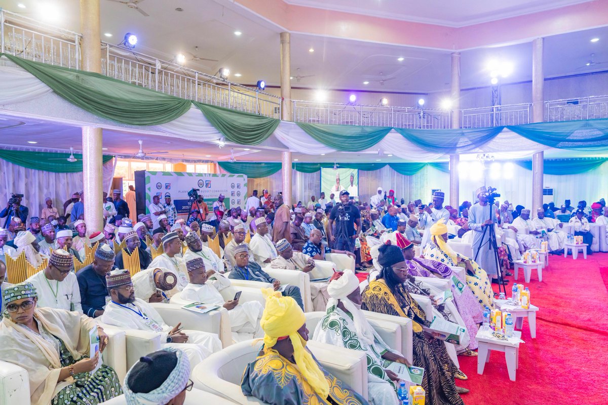 ubasanius's tweet photo. In line with our commitment to deepening citizens participation in governance, we held a Townhall Meeting on the 2025 Multi-Year Budget Draft tagged “Sustaining Rural Transformation and Inclusive Development” at Hotel Seventeen, Kaduna today.

Discussions at the Town Hall Meeting were open, robust and incisive. Stakeholders made suggestions and inputs into the proposed 2025 Budget. They also commended our administration for the implementation and high performance of the 2024 Budget which has impacted on the lives of the citizens of Kaduna State. We shall distil the collated suggestions, consider and incorporate them into the 2025 Multi-Year Budget.