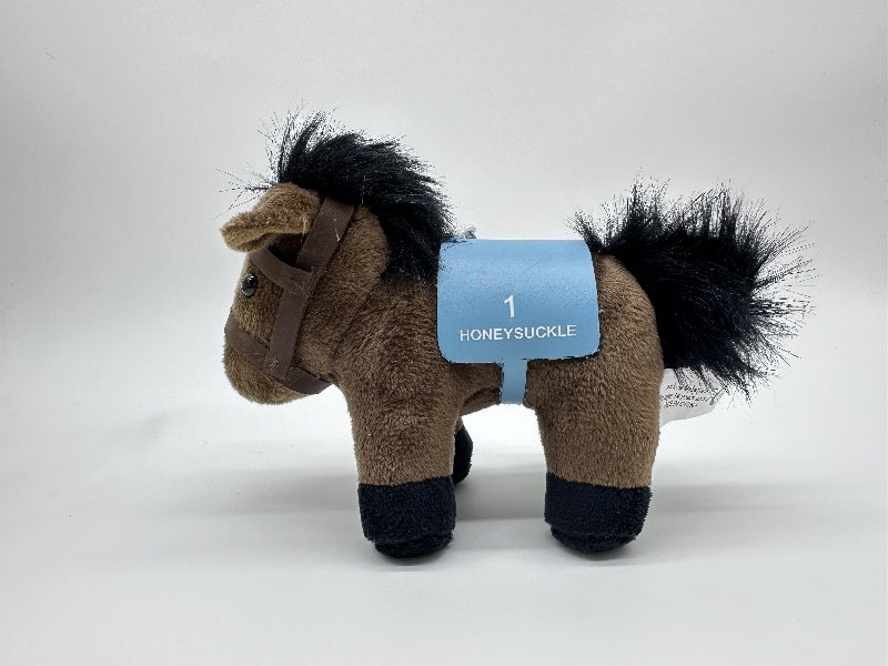 🚨 COMPETITION 🚨 
To celebrate launch of #TurfStars we are giving away a limited edition Honeysuckle plush, the very first racing legend to join the collection!
To enter LIKE &amp; SHARE this post, FOLLOW <a href="/Turf_Stars/">Turf Stars</a> &amp; COMMENT which racehorse you think should join collection next!