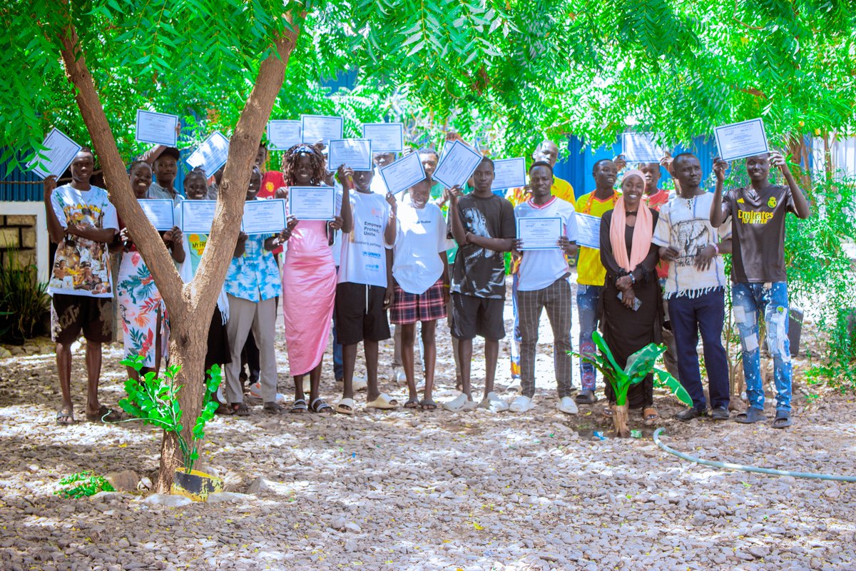 Just 24 hours until the Big Give #ChristmasChallenge kicks off! This photo is of the graduates of our Social Entrepreneurship course, funded by donations from the Big Give last year 🚀From tomorrow, all donations to Amala through Big Give will be DOUBLED! donate.biggive.org/campaign/a0569…