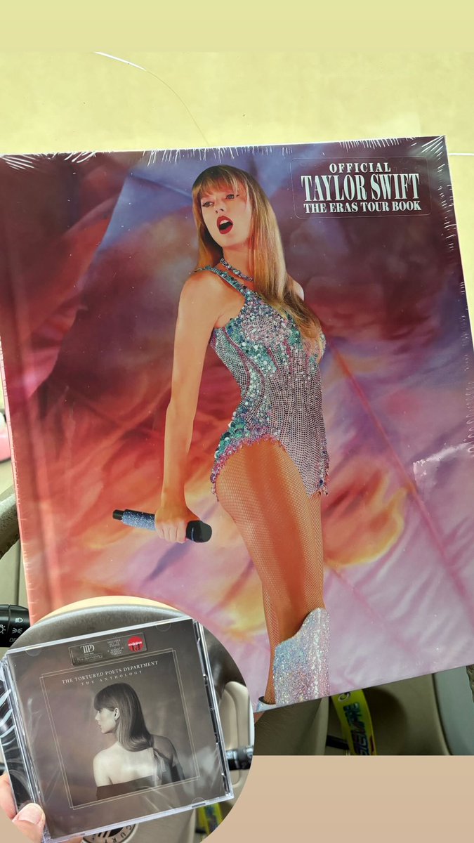 marareyes's tweet photo. PERO QUE BELLEZA 💘💘💘 

OTRA SWIFTIE AVENTURA MÁS EN TARGET 💘💘💘💘 https://t.co/anI0kiyEkw