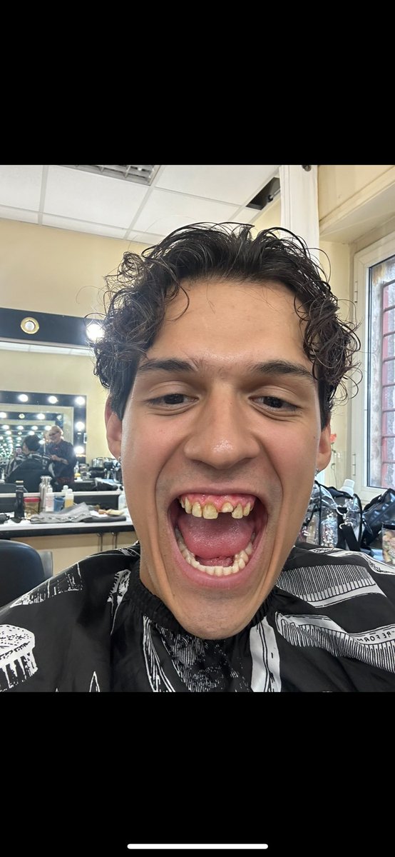 Omar Apollo tweet media