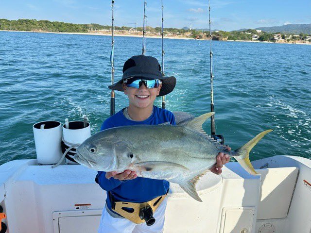 nmswrestling's tweet image. Ryland getting his arms swole for singlet season! #nicecatch!