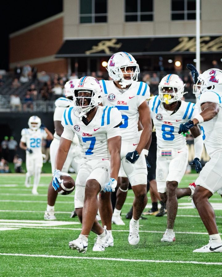 Mooremoneey Ent. tweet media