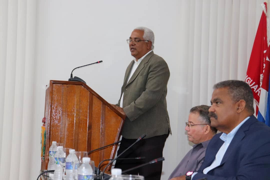 En Taller Nacional del sistema de control, influencia y atención hacia las personas que extinguen sanción de libertad, por <a href="/TSupremoCU/">TSupremoCU</a>, destacamos el rol de la Caja de Resarcimiento y el perfeccionamiento de las relaciones de trabajo con el Sistema de Tribunales <a href="/RubenRemigioCU/">Rubén  Remigio Ferro</a>