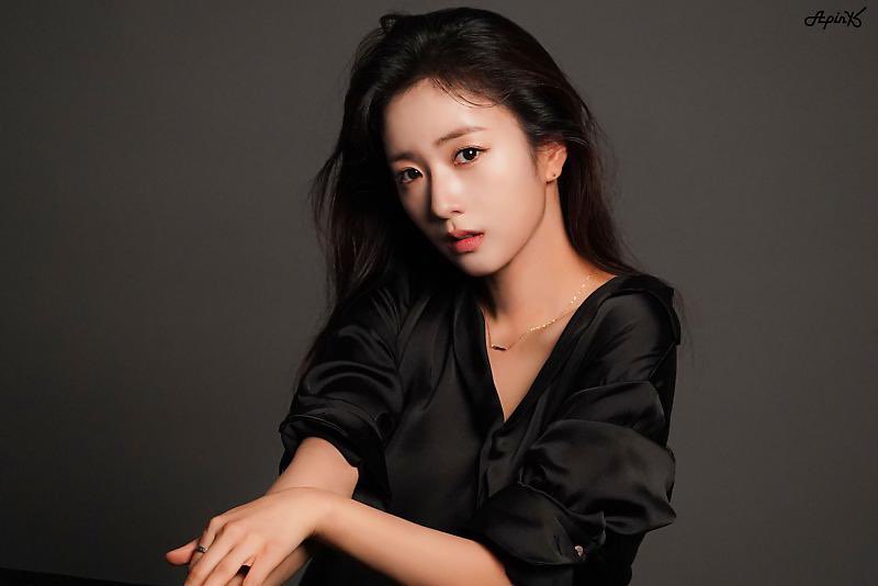 apinksixpics's tweet image. BOMI 「#윤보미」