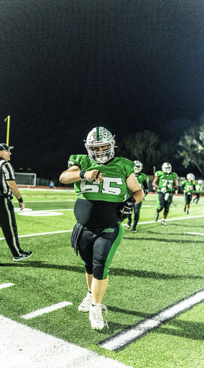 MichaelMolands's tweet photo. I have recently finished my last year playing football, and I just wanted to say what a blessing it was to be part of this team and family.
All glory to God ✝️
@CoachSirianni https://t.co/J6dbPlCiX8