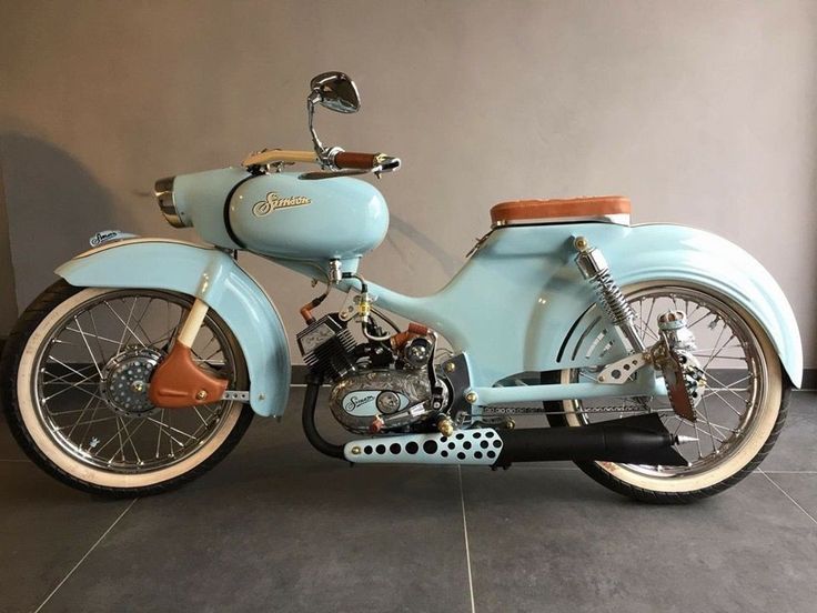 QuirkyRides's tweet photo. 1964 Simson SR-41 Spatz 50cc Single Cylinder 2-Stroke Engine https://t.co/ypIOjpXYh3