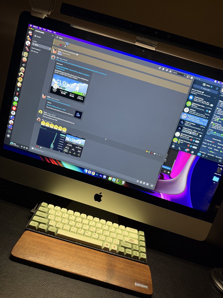 Just opened a memecoin alpha discord

Will be sharing plays and tips

Interact if you want in👇