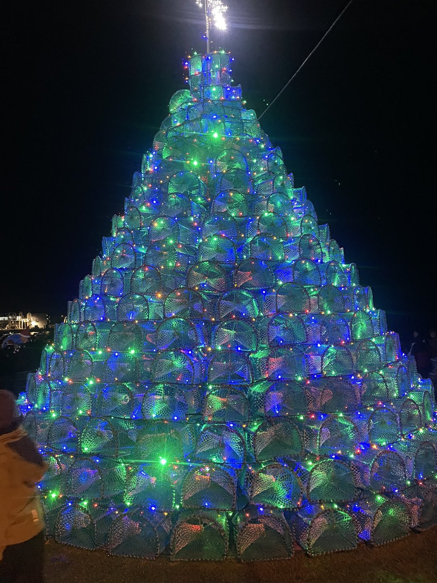 We’ve been live at the #Ullapool #Creeltree switch on - look amazing!!