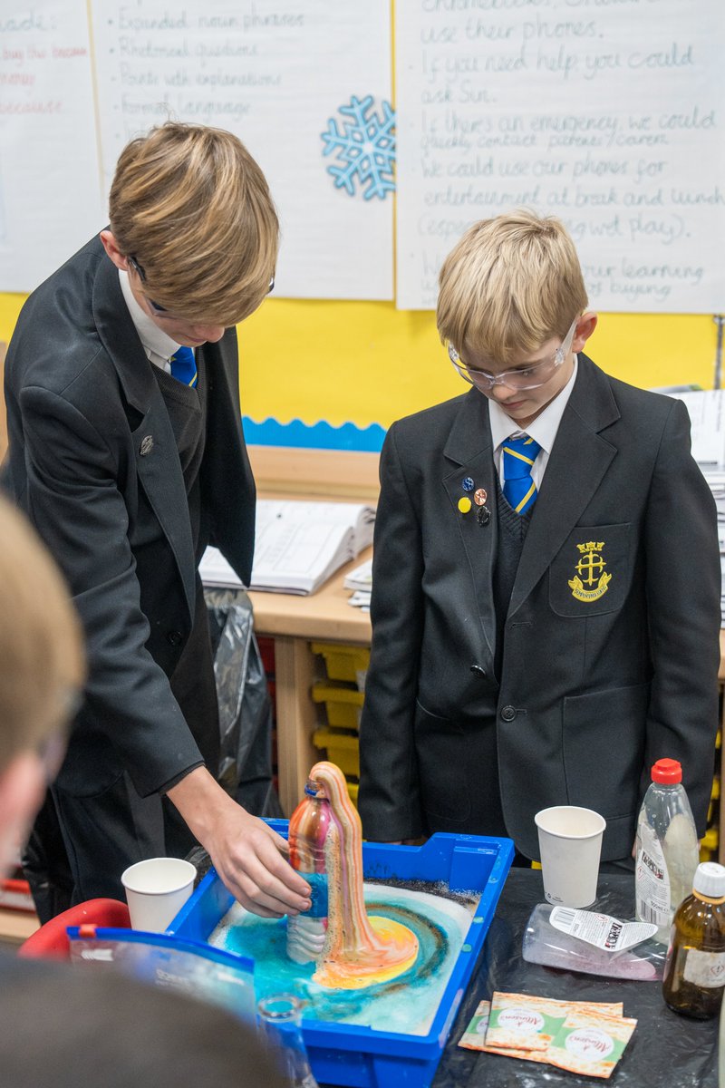 The Royal Liberty School (@royallib) on Twitter photo Today our second group of Science Ambassadors visited <a href="/GideaPark/">Gidea Park Primary School</a> and Squirrels Heath primary schools to deliver a science outreach session for year five students! #royallib Today our second group of Science Ambassadors visited <a href="/GideaPark/">Gidea Park Primary School</a> and Squirrels Heath primary schools to deliver a science outreach session for year five students! #royallib