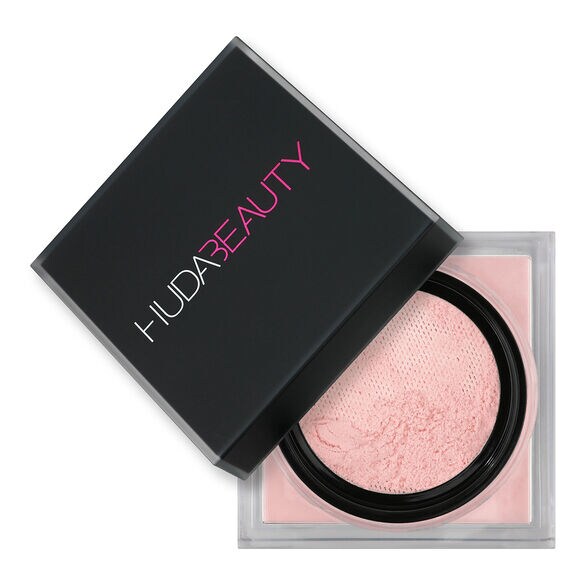 CaminoTV's tweet photo. Les meilleures promos Sephora : 

Poudre Huda 🩷 https://t.co/iUrXNFgTWW (32€)
Parfum Zadig 🤍 https://t.co/MVTIUbNm5G (90€)
-> 100ml 
Blush bronzeur Huda 🩷 https://t.co/W3yE5FjfyA (22€)
Coffret Rituals 🤍 https://t.co/OBoFYBgC1i (40€) 
Parfum Libre YSL 🩷 https://t.co/kMPyKiYlQi (118€)
-> Intense - 100ml