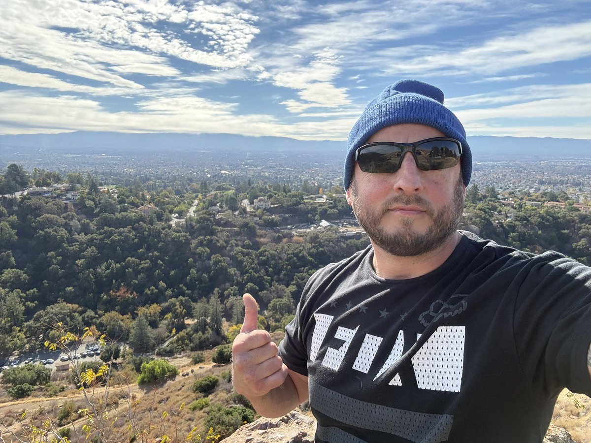 magicmarkXXX's tweet image. What’s your favorite getaway destination? 

#TravelGoals
#WeekendWanderlust
#AdventureAwaits 
#uncharteredescape