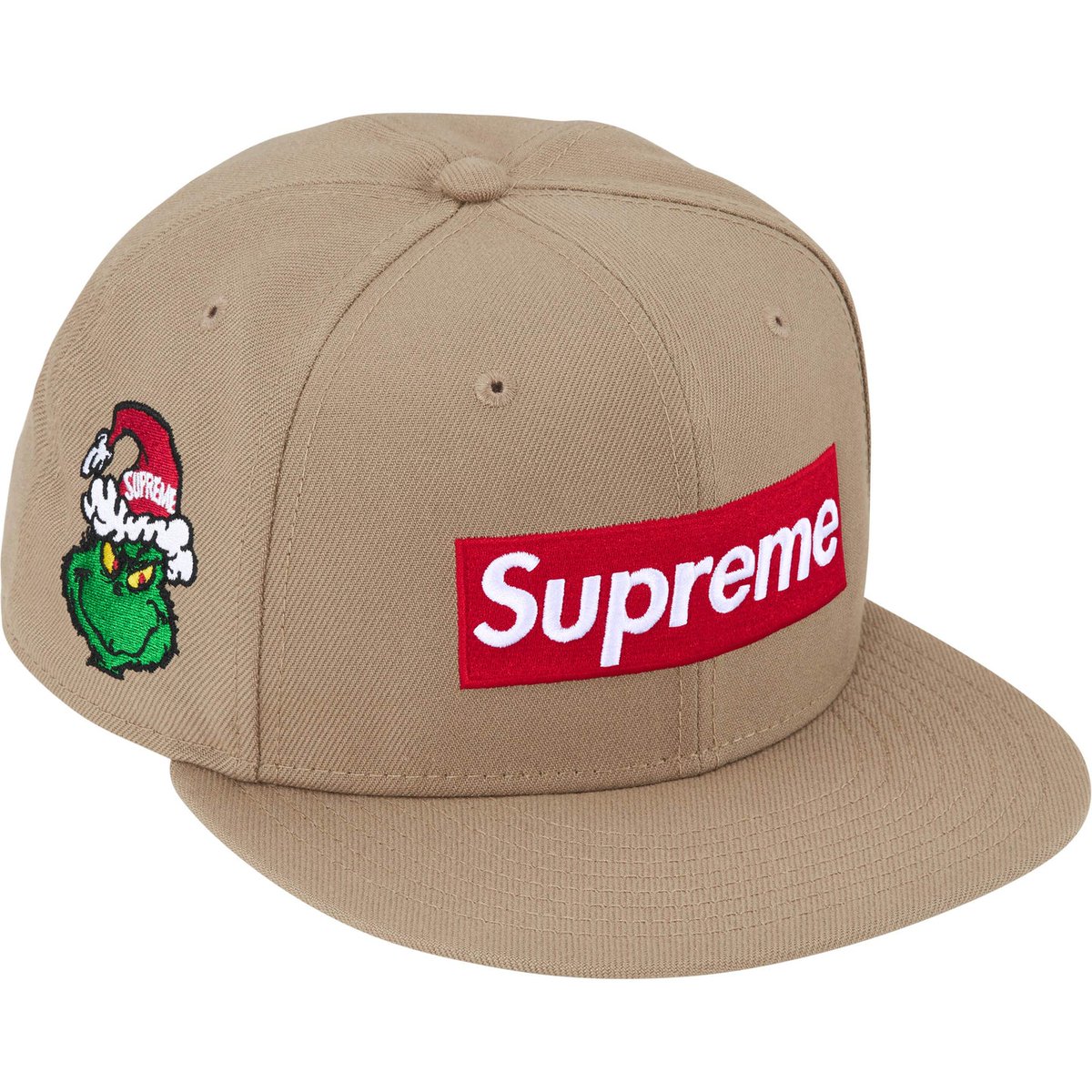 markanan's tweet image. UK実況14

カブリモノ2つ目は、

・Grinch Box Logo New Era®

も、毎度おなじみ59FIFTYベース。フロントボゴ、サイドグリンチサンタ、バック「World Famous」のグラフィックは全て刺繍。サイズ分類はいつもどおりだと思われ。

Supreme R.M.S. 24FW Week15 UK Online Live Update
#Supreme #Sizing