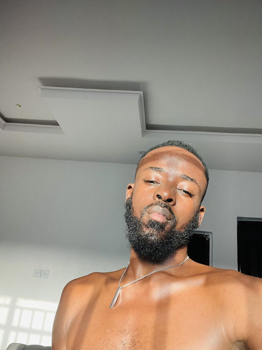 Owiggy_'s tweet photo. Rate my face card https://t.co/PU3XQOIPI6