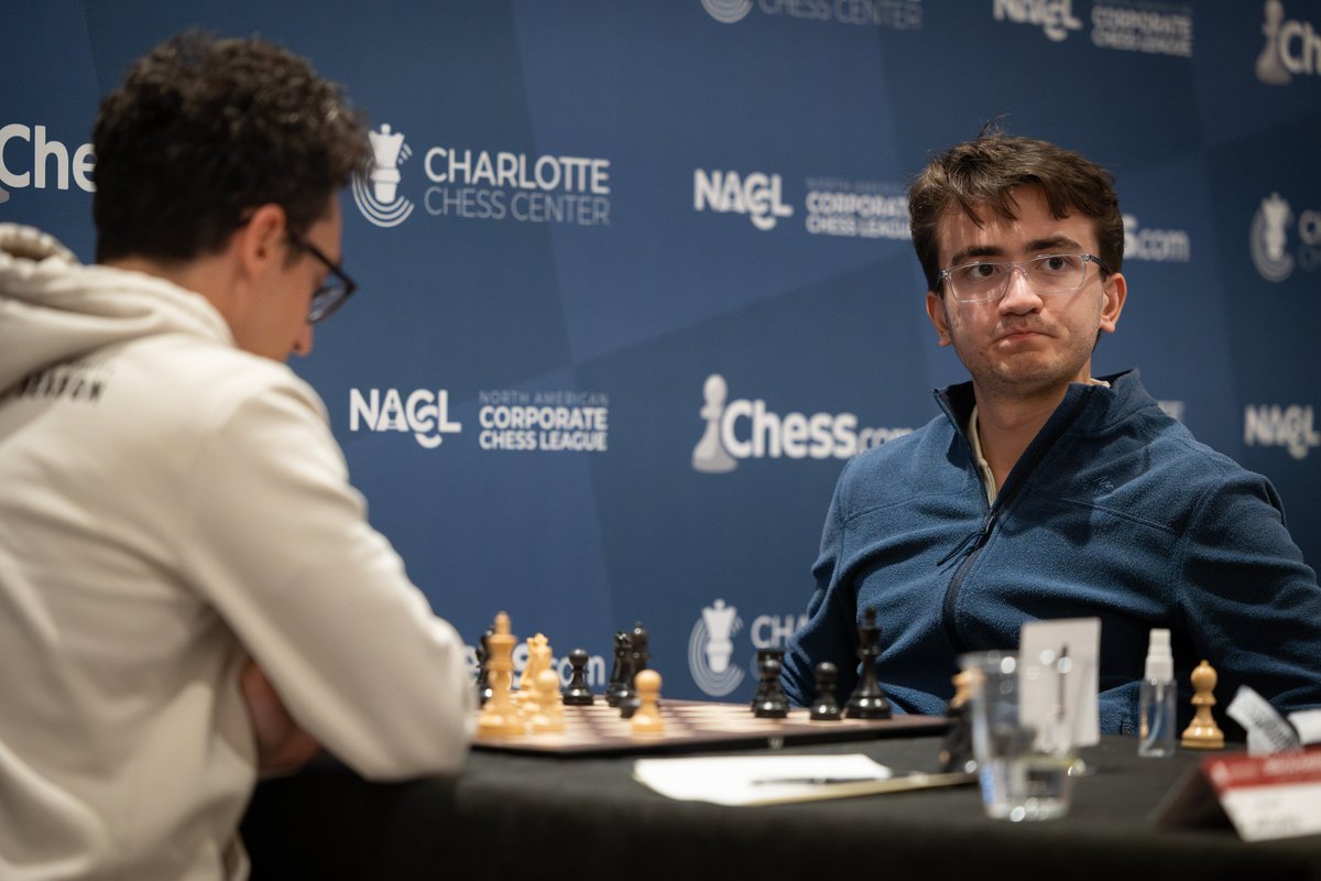 CLTchesscenter's tweet image. Chess is hard.

#charlottechesscenter #uschess #usmasters #usmasters24 #fabianocaruana #caruana #fabiano #isikcan