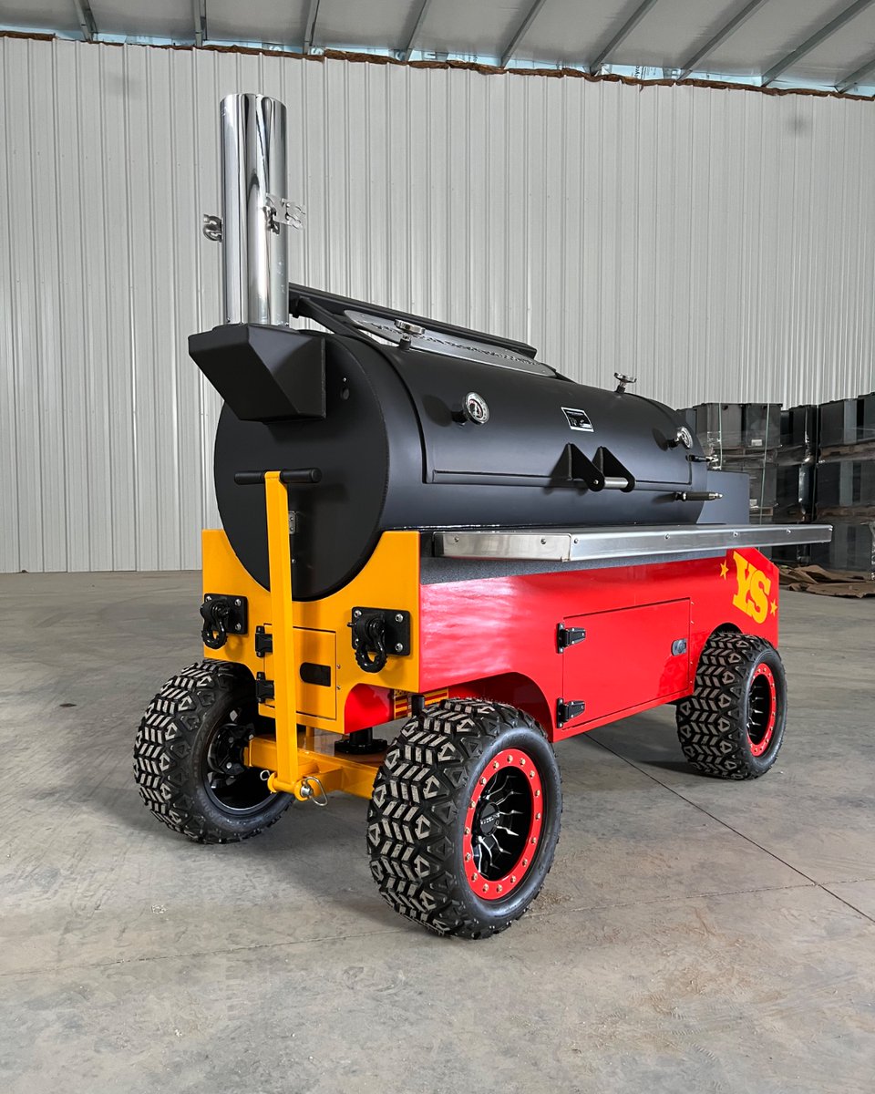 yodersmokers's tweet image. We hope everyone had a wonderful Thanksgiving! Now it&apos;s time for some #chiefskingdom football! 🏈 
.
Best caption has FRESH merch coming their way. NOW GO!!
.
#yodersmokers #yoder #americanmade #kansas #outdoor #outdoors #gameday #chiefs #kansascity #whyiyoder #tailgate #football