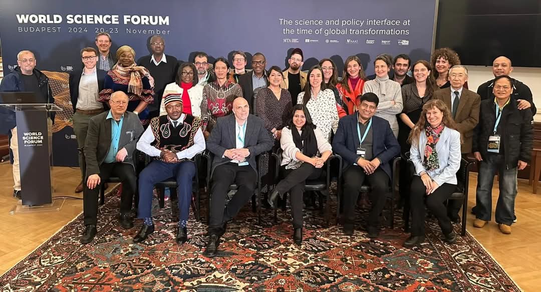 Nuestra presidenta, @nellytoche, represenró a nuestra Red en la reunión general anual (AGM) de la Federación Mundial de Perodistas de Ciencia (<a href="/WFSJ/">World Federation of Science Journalists</a>) hace una semana, en Budapest, Hungría.  En la reunión participaron representantes de 35 asociaciones que forman parte de la WFSJ.