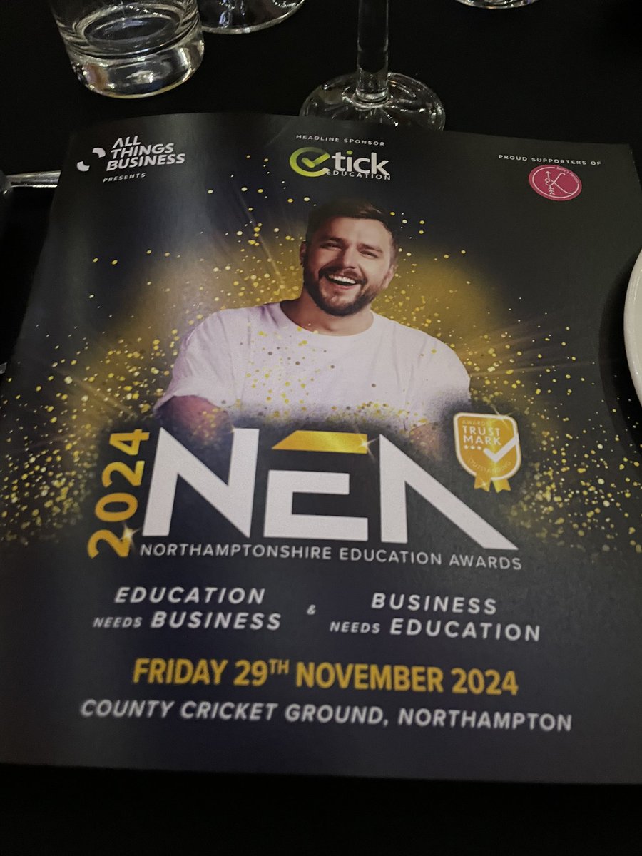 Ooo… fancy celebrating two well deserved colleagues <a href="/EHPS_primary/">East Hunsbury Primary School</a> @nothamptoneducationawards #northamptoneducationawards #nen