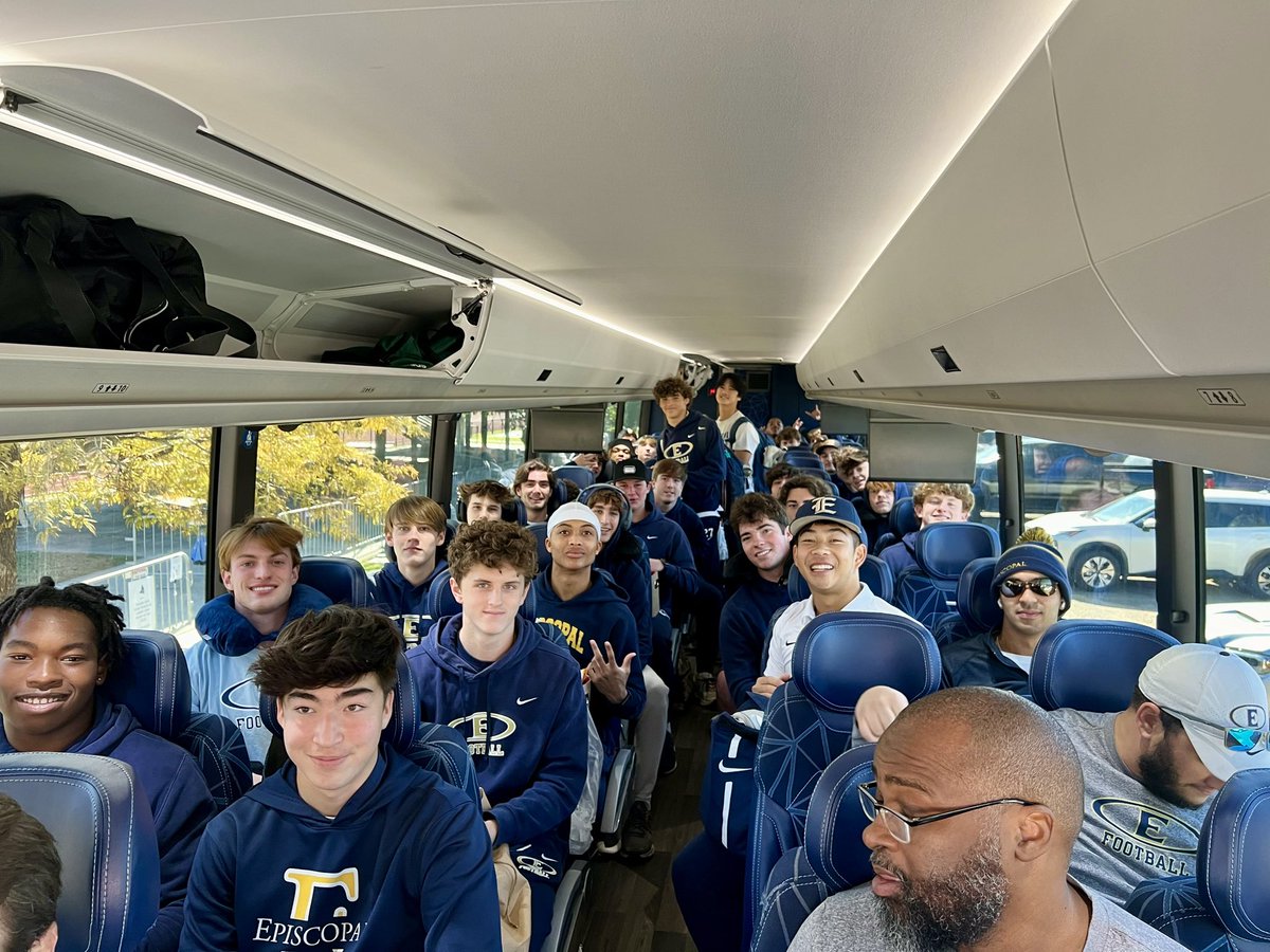 Coach_BBailey4's tweet image. Departure from The Ridge! Next stop, Shreveport, La! Good luck to all our Players, Coaches and Support Staff headed north! See you guys in a few!
@EHSBRAthletics @Brobailey04 @ReidC_2 @chasecresson8 @zachhu2026 “Why not us, Why not now?” #letshunt!