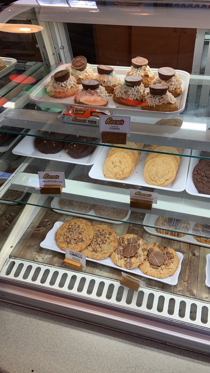 ScriptedVIBE's tweet image. Good day to be at Hersheypark Pennsylvania