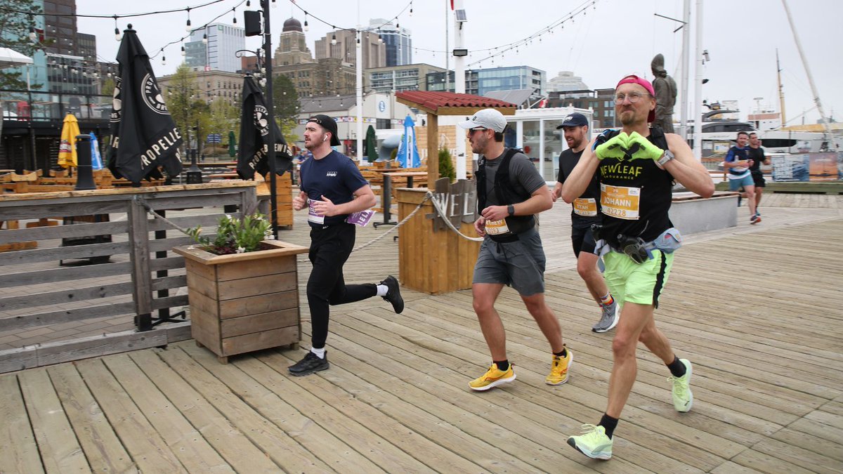 Challenging hills ✅ 
Stunning views ✅ 
Fans cheering you on ✅ 

The Emera Blue Nose Marathon is more than a race—it’s an experience. Ready to conquer the streets of Halifax? 

Register today: bit.ly/3AmpOBI

#BlueNose2025 #Halifax