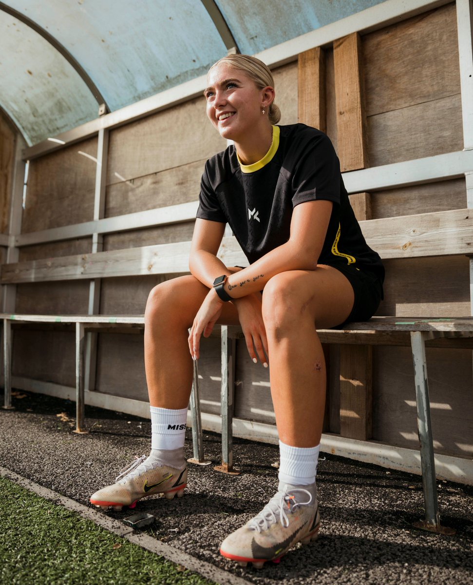 MISS KICK tweet media