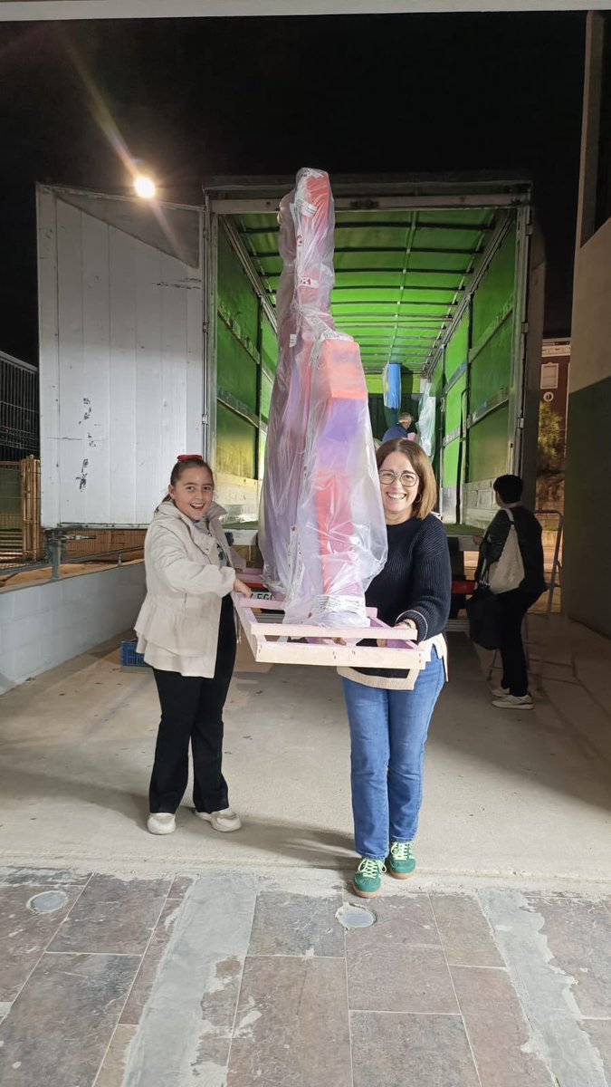 Falla Avda. de Selgas tweet media