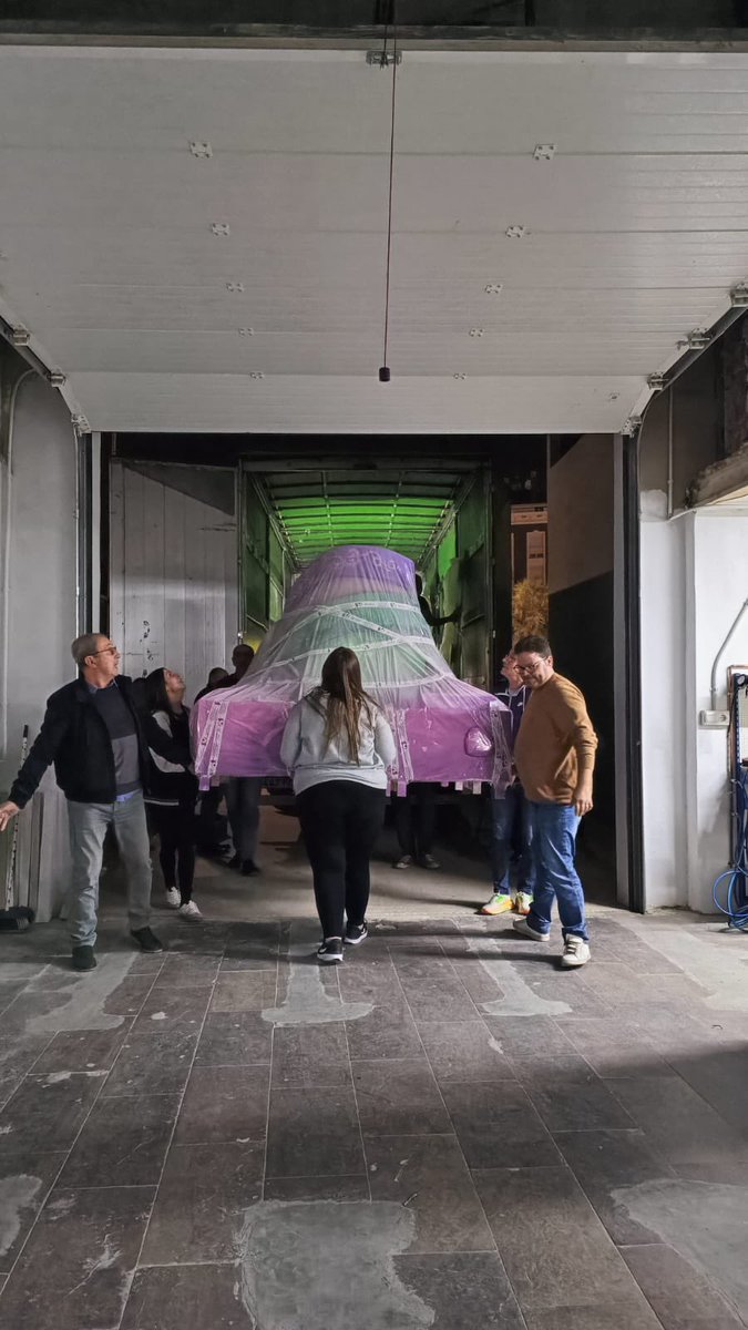 🔥Dia de traure falla del taller del nostre artista <a href="/XavierHerrero/">Xavier Herrero</a>. Quines ganes de que arribe el mes de març!

#fallesXàtiva #falles2025