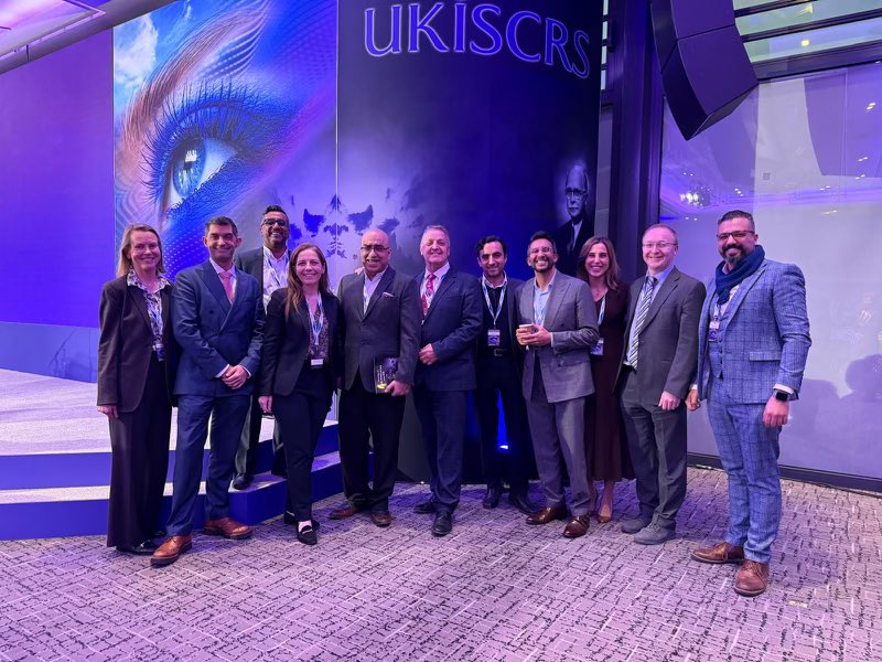 #UKISCRS24 The Westen Eye team together!
