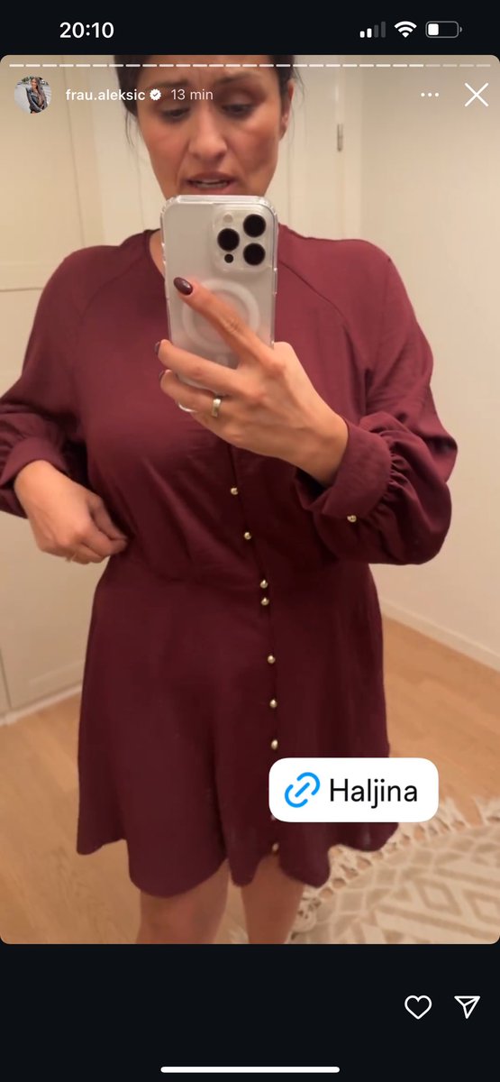 helenae315's tweet photo. Klikćite na link, valjaju se parice zaraditi😂😂 
Ova žena mi je hit, samo kuka kako nema vremena ni za šta, a ne pomišlja kako je ženama koje isto imaju djecu, kuću i još rade 40 sati sedmično🤪 
#fraualeksic #caosvima https://t.co/WR8Qn7jW6C