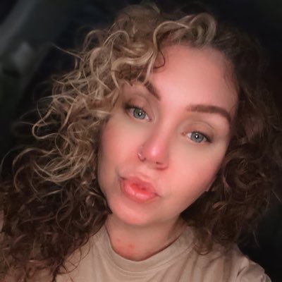 jenna_beez's tweet photo. #NewProfilePic https://t.co/CfP1MVtIF5
