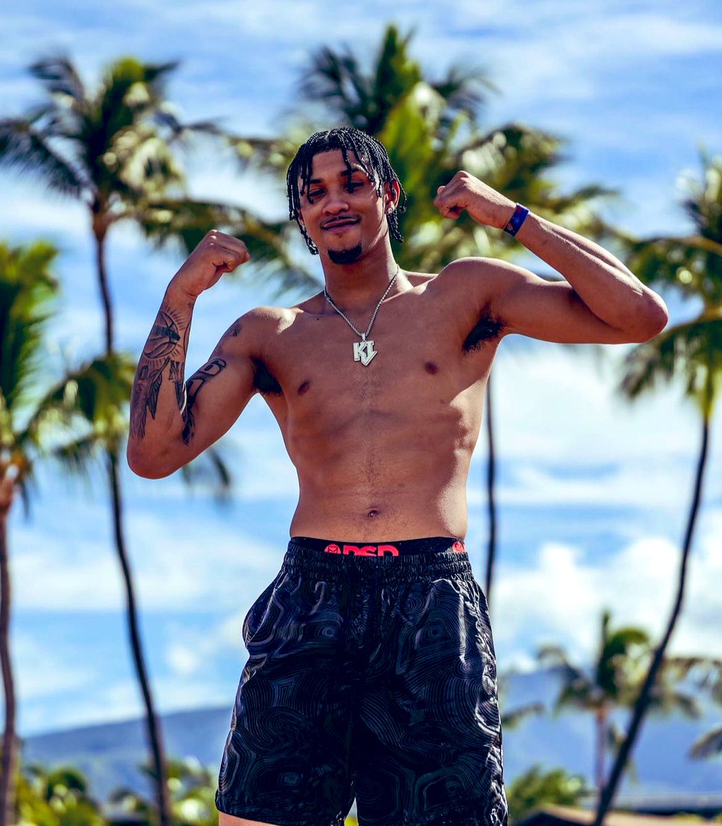 Mr__Pryme's tweet image. The Kid‼️🤩 #MauiVibes #BornChampion #WDE 💙🧡🦅🦅🦅 @AuburnMBB
