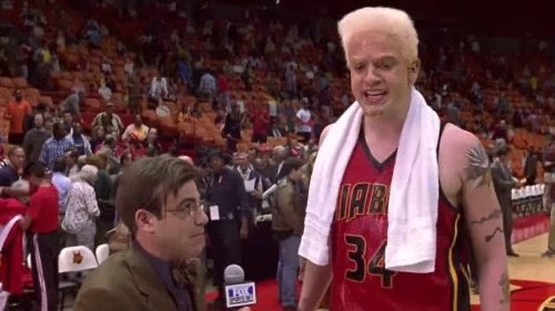 mjprof3's tweet photo. @KySportsRadio Looking like Brendan Frazier from Bedazzled https://t.co/p4QKzI1d0F