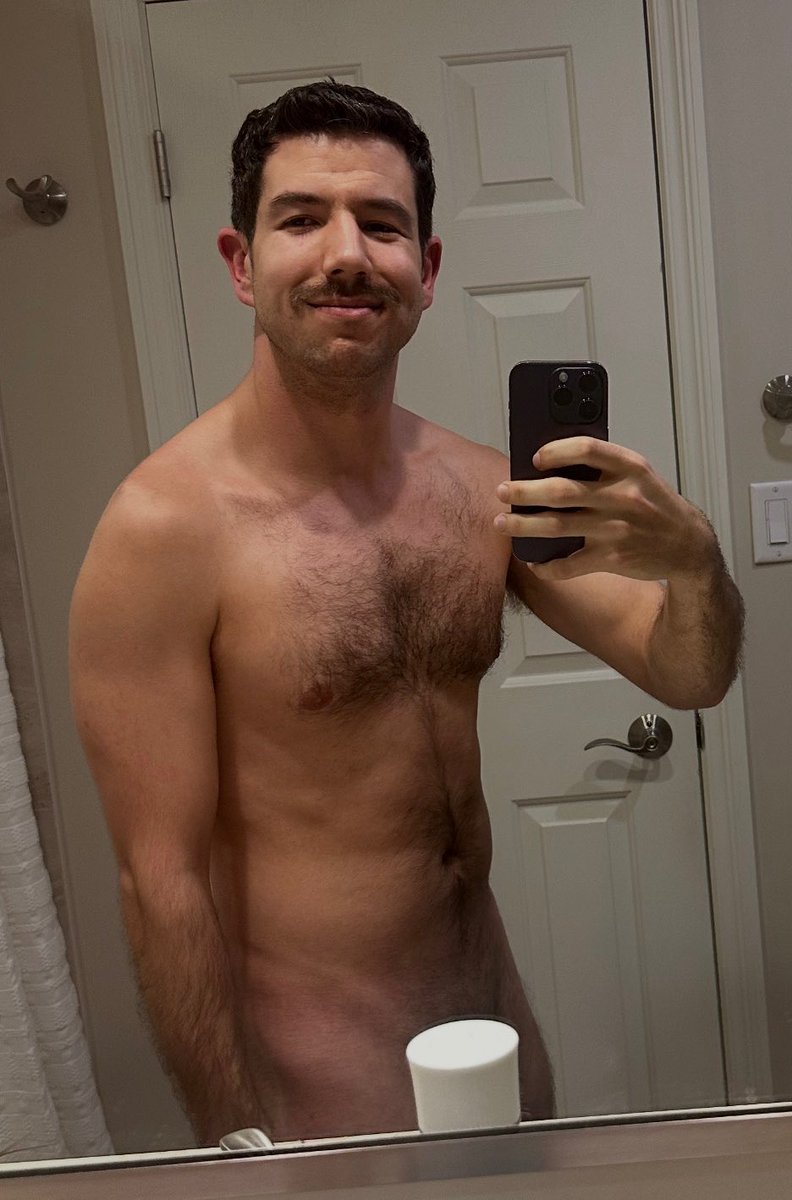 Christopher tweet media