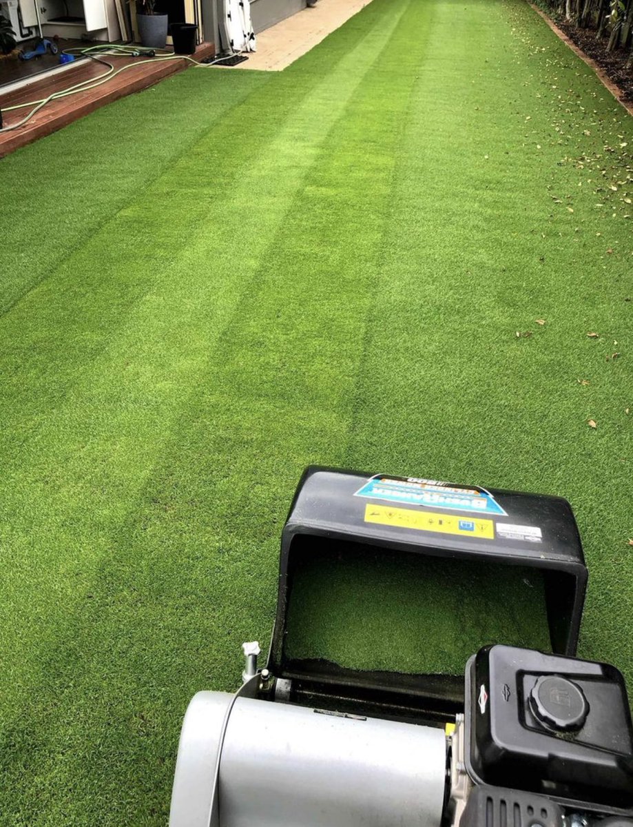Beautiful lawns don’t just happen, they are worked and sculptured. 

Nothing beats the presentation of a beautifully crafted Cylinder Cut Lawn.

We offer lawn mowing for the discerning homeowner. 
Start enjoying your weekends again.

#BeautifulLawns #CylinderMowers #LawnCare