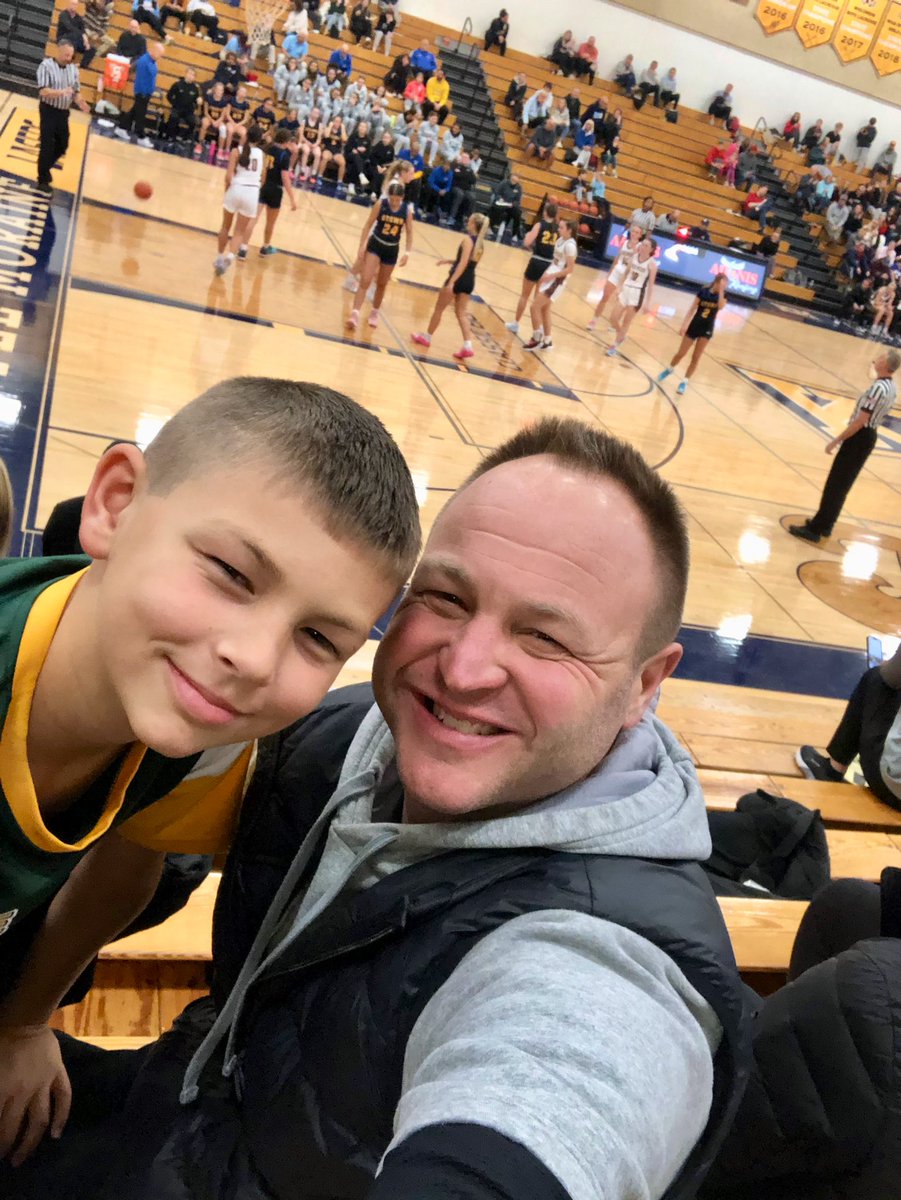 Matt Hockett (@coachhockett) on Twitter photo Little different than Lambeau last night…
Nonetheless enjoyed putting some miles on the car 🚘 during break and taking in some Holiday Hoops with my favorite assistant at the <a href="/KMGirlsHoops/">KMGirlsHoops</a> 🏀 Thanksgiving Classic
Fun watching 👀 some committed & potential #FuturePointers 💛💜 Little different than Lambeau last night…
Nonetheless enjoyed putting some miles on the car 🚘 during break and taking in some Holiday Hoops with my favorite assistant at the <a href="/KMGirlsHoops/">KMGirlsHoops</a> 🏀 Thanksgiving Classic
Fun watching 👀 some committed & potential #FuturePointers 💛💜