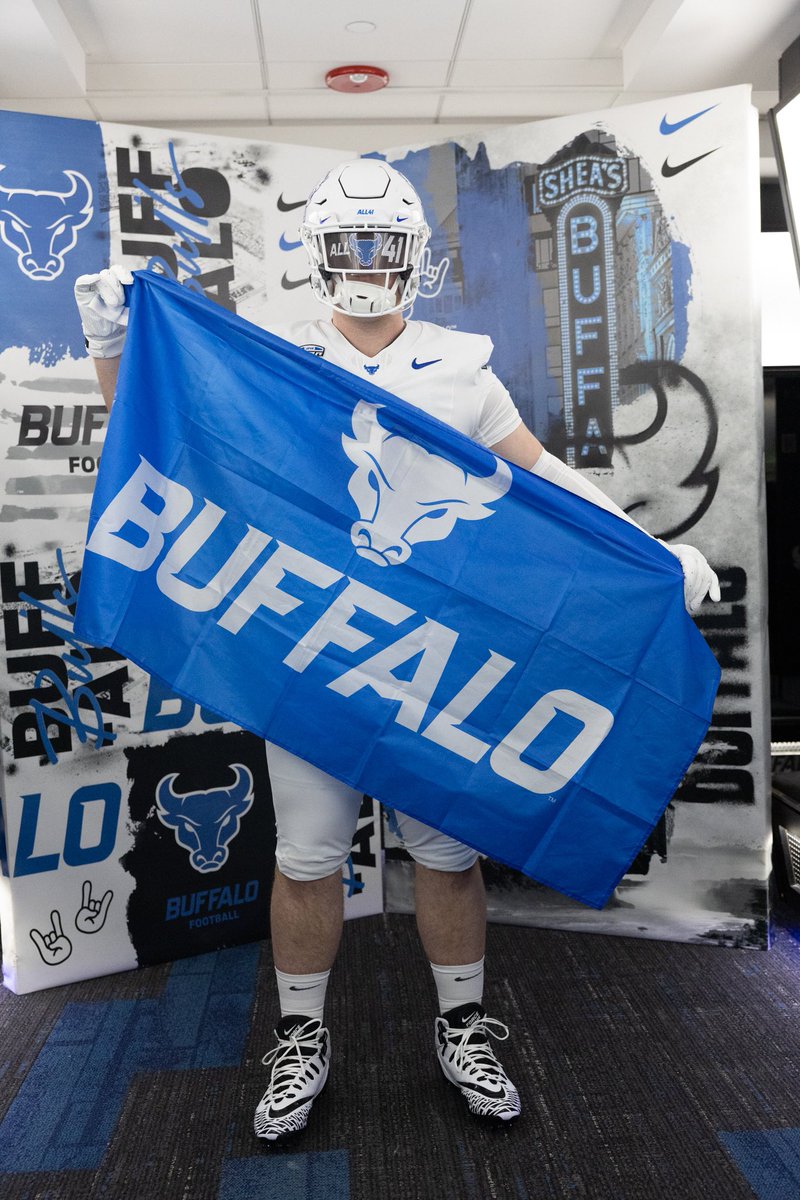 T_Barr56's tweet image. Thank you @UBFootball for an incredible official visit! It was great to get up there to learn more about the program and watch an impressive win over Kent State. I can’t wait to see what happens next!

#UBhornsUP