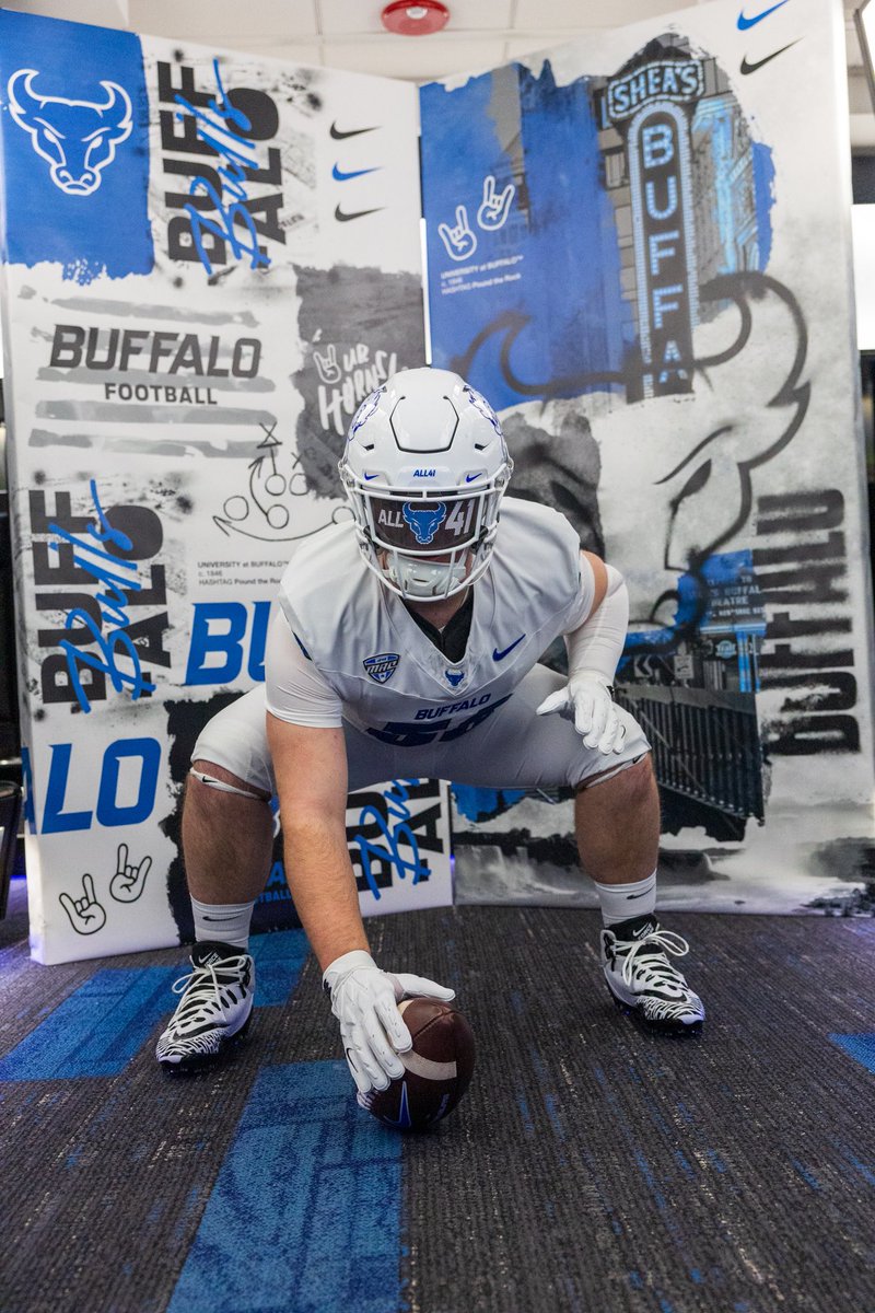 T_Barr56's tweet image. Thank you @UBFootball for an incredible official visit! It was great to get up there to learn more about the program and watch an impressive win over Kent State. I can’t wait to see what happens next!

#UBhornsUP