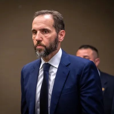 Special counsel Jack Smith plans to release his final report on the federal investigations into Donald Trump before Inauguration Day on January 20, CNN reports