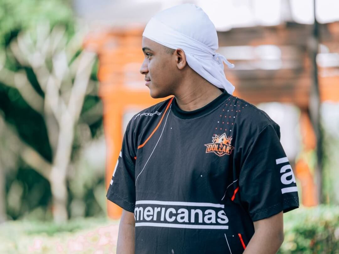 portaldalosgg's tweet image. Lamentamos profundamente a morte da mãe do nosso ex jogador Savitar, do Flamengo.

Nossos condolências a toda a família e ao Savi nesse momento de luto e de tanta tristeza.💔