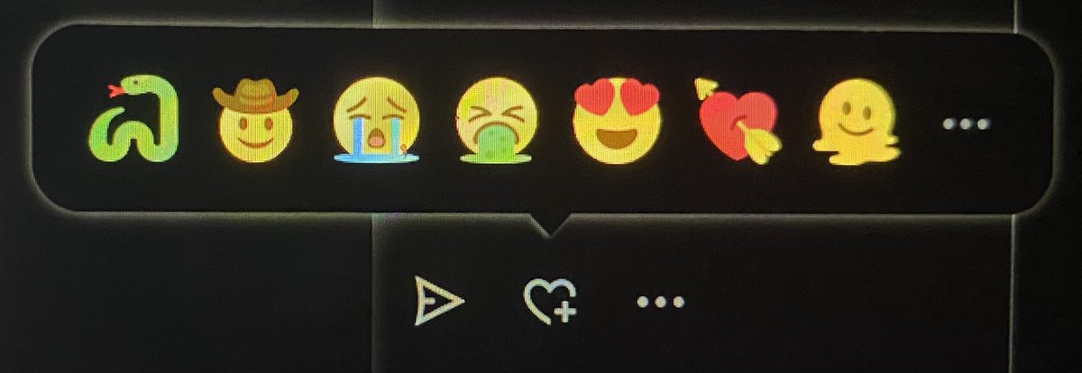 _imkaze__'s tweet photo. Twitter is so trolling me rn ☠️😭 #debutation https://t.co/KpN1m9jyRV