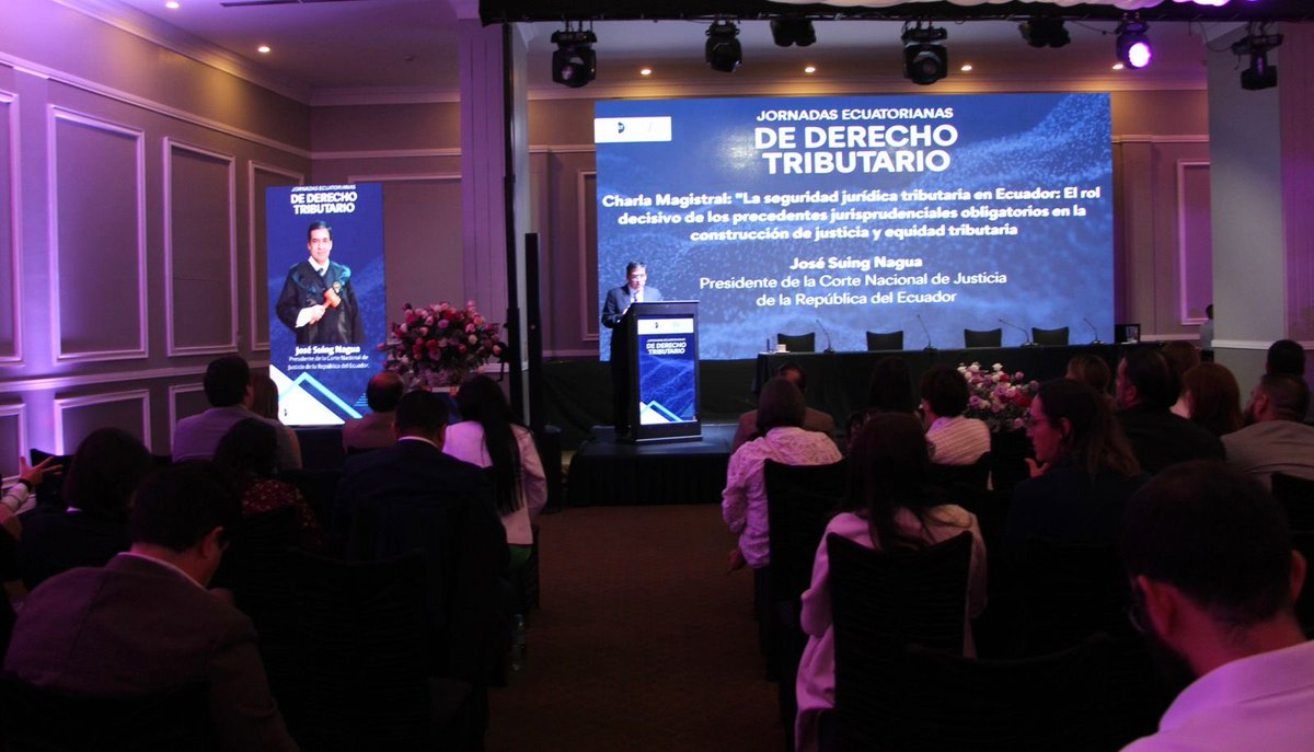 Para finalizar, destacó que la interrelación efectiva entre los precedentes de la #CNJ y la Corte Constitucional, en materia tributaria, no solo fortalece la seguridad jurídica, sino que también garantiza un equilibrio entre la legalidad y la protección de los derechos