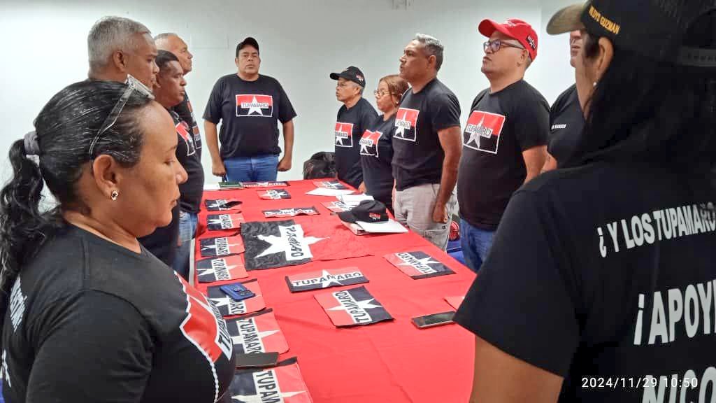 TupamaroMRT_'s tweet photo. ¡TUPAMARO EJEMPLO DE LUCHA!

🔴⚫ Desde el Edo. @MRTAragua se realizó reunión de Dirección Regional Ampliada evaluando los avances como intelectual colectivo, realizando análisis de coyuntura y ajustando los planes para las próximas actividades municipales.

@NicolasMaduro https://t.co/pcxErSeyXM