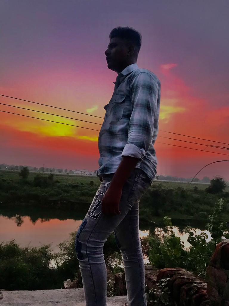 moin43402's tweet photo. kesa lagrha he ye seen https://t.co/HPk9poY6jc